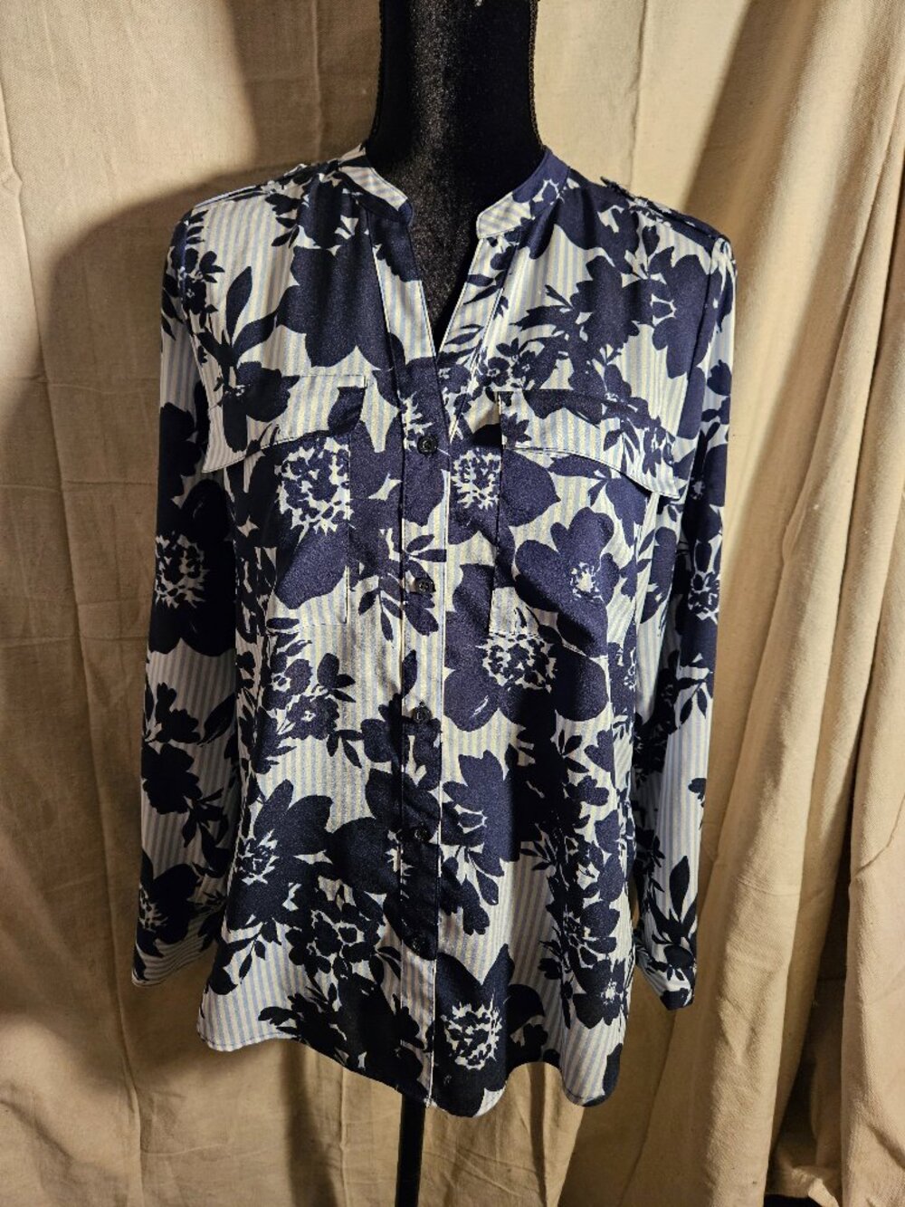 Calvin Klein Summer Blouse Size Small Like NEW